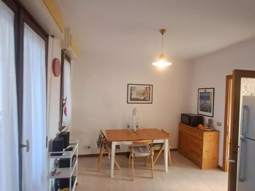 Immagine 15 di Appartamento in vendita  a Livorno