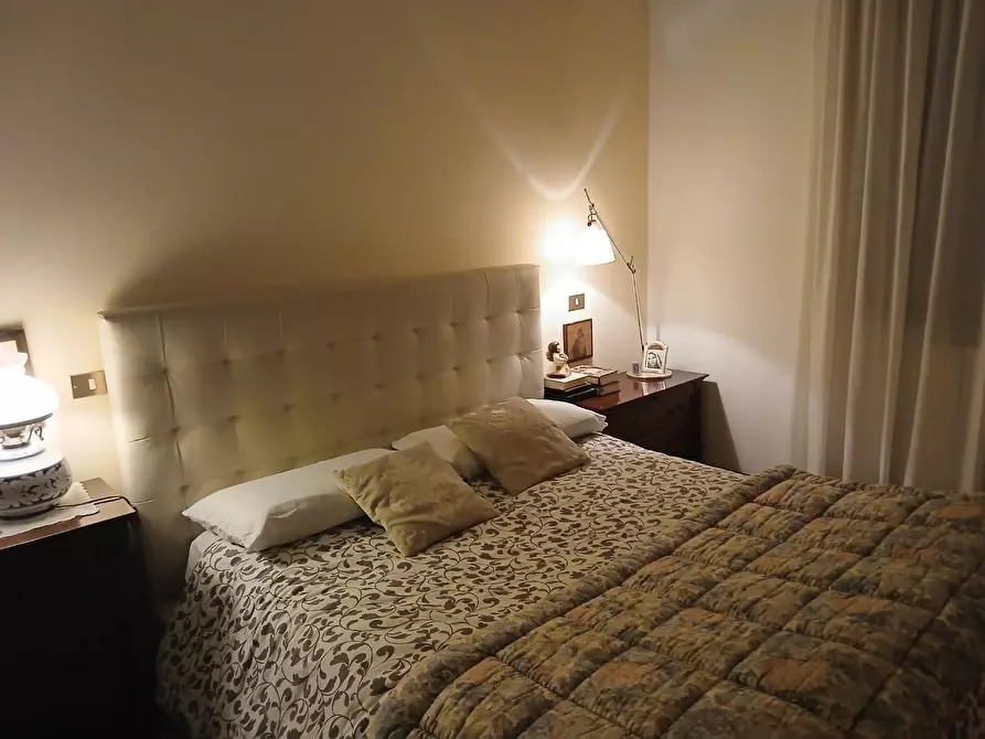 Immagine 15 di Appartamento in vendita  a Massa