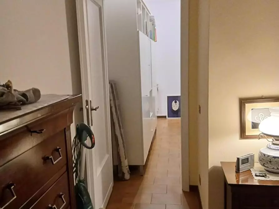 Immagine 17 di Appartamento in vendita  a Massa