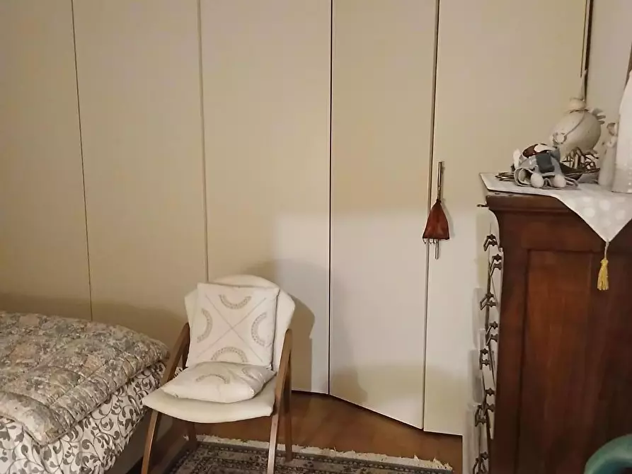 Immagine 12 di Appartamento in vendita  a Massa