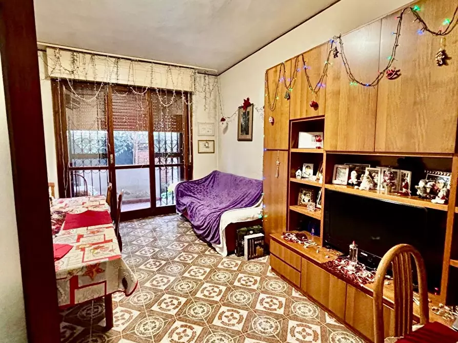 Immagine 5 di Appartamento in vendita  a Massa