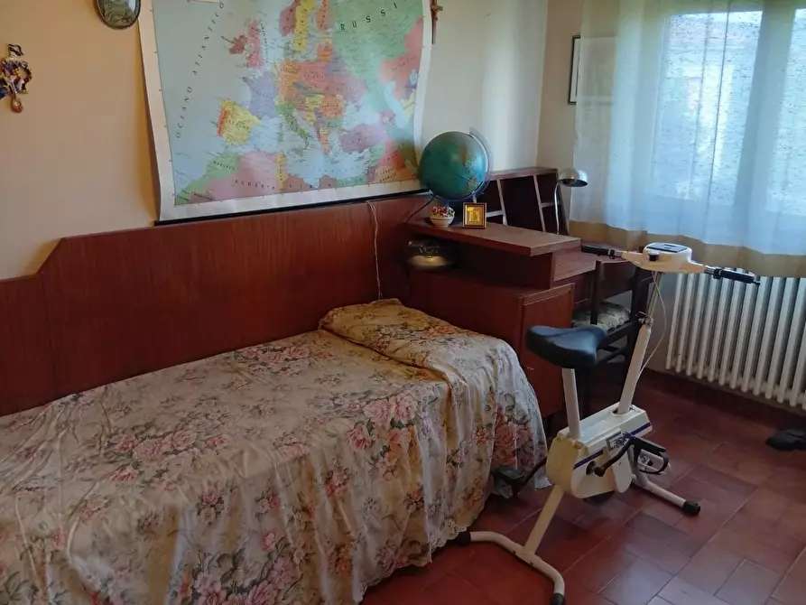 Immagine 15 di Villa in vendita  a Cascina