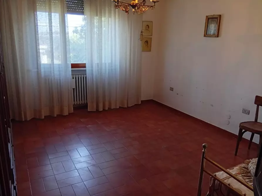 Immagine 16 di Villa in vendita  a Cascina