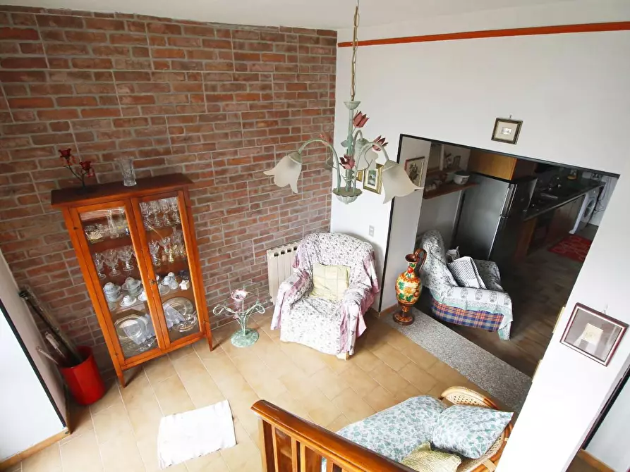 Immagine 13 di Casa colonica in vendita  a Vinci