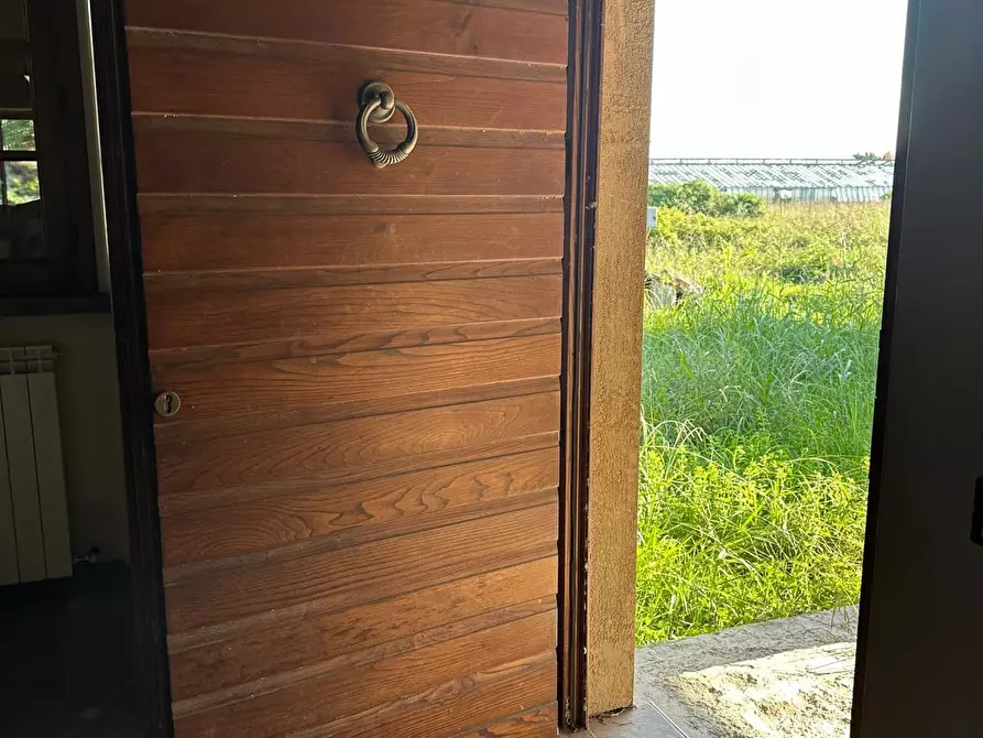 Immagine 73 di Casa colonica in vendita  a Camaiore