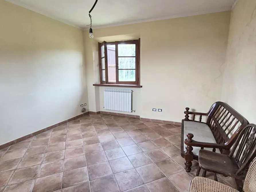 Immagine 64 di Casa colonica in vendita  a Camaiore