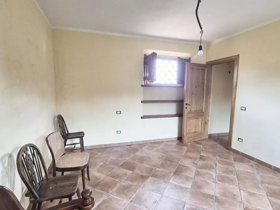 Immagine 62 di Casa colonica in vendita  a Camaiore