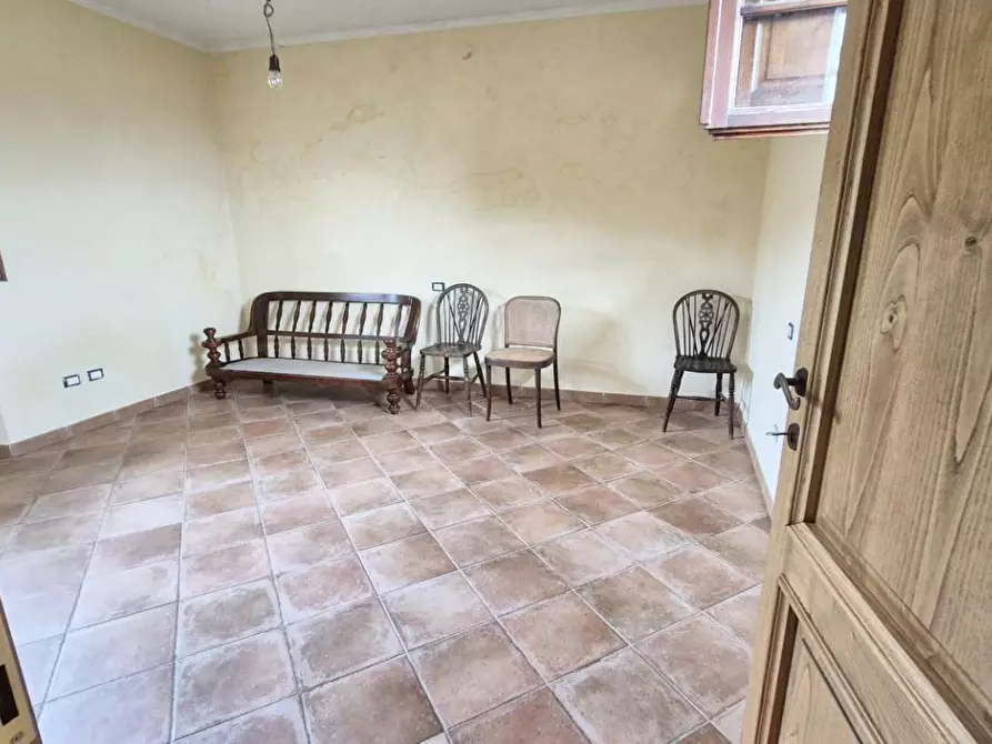 Immagine 57 di Casa colonica in vendita  a Camaiore