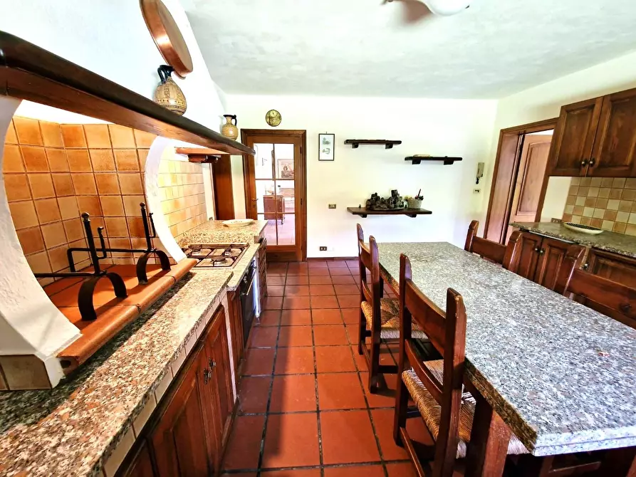 Immagine 29 di Villa in vendita  a Lucca