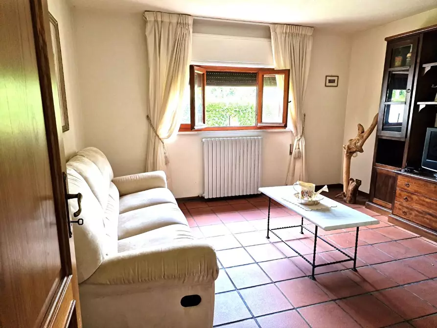 Immagine 32 di Villa in vendita  a Lucca