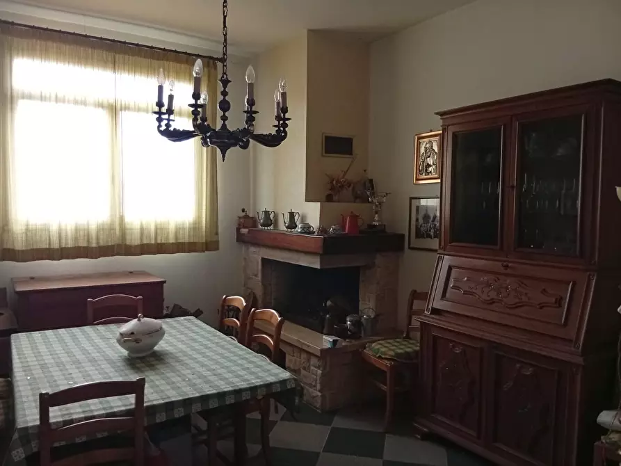 Immagine 11 di Casa indipendente in vendita  a Cascina