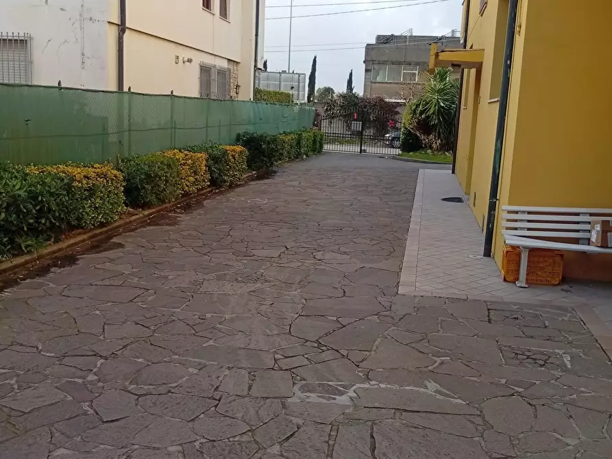 Immagine 14 di Casa indipendente in vendita  a Cascina