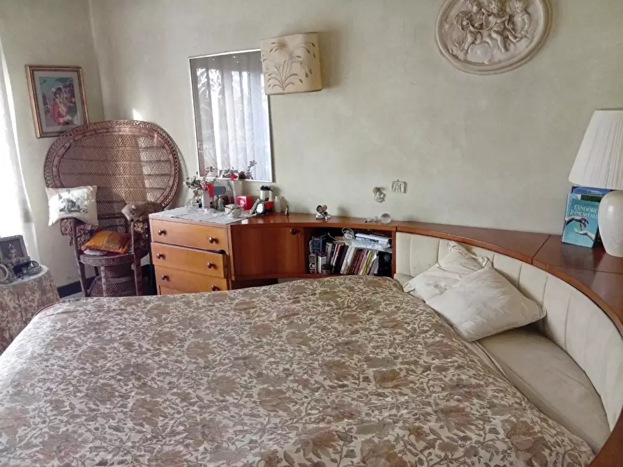 Immagine 8 di Casa indipendente in vendita  a Cascina