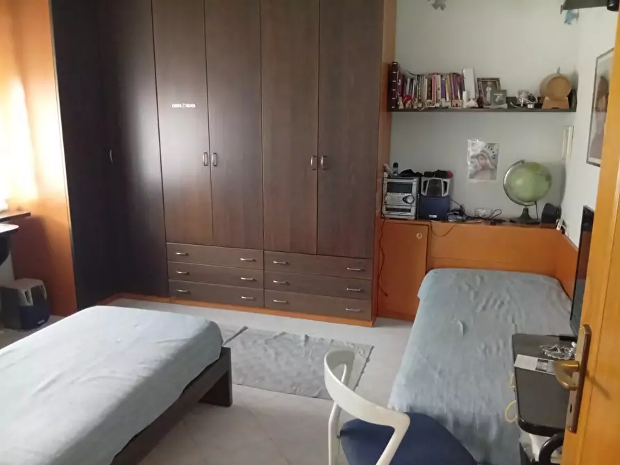 Immagine 10 di Casa indipendente in vendita  a Cascina