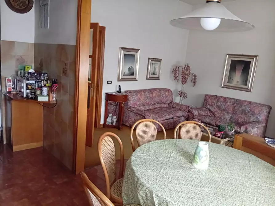 Immagine 7 di Casa indipendente in vendita  a Cascina