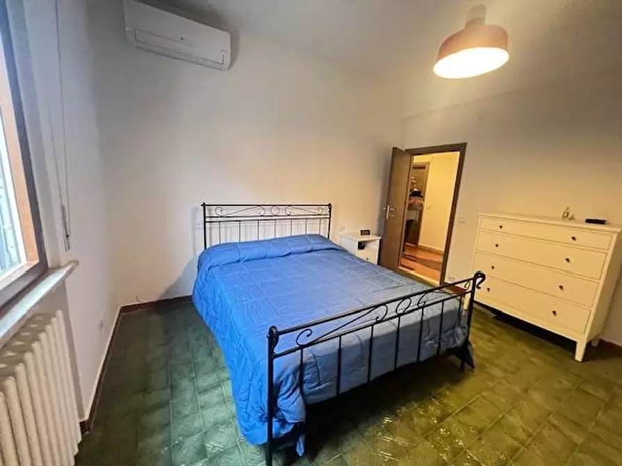 Immagine 13 di Appartamento in vendita  a Poggibonsi