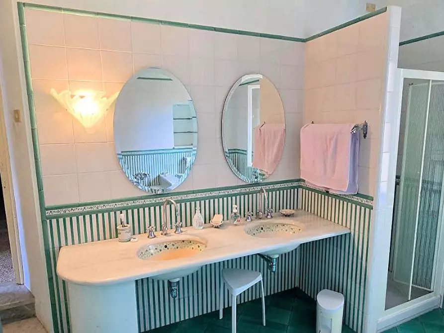 Immagine 37 di Immobile di prestigio in vendita  a Buti