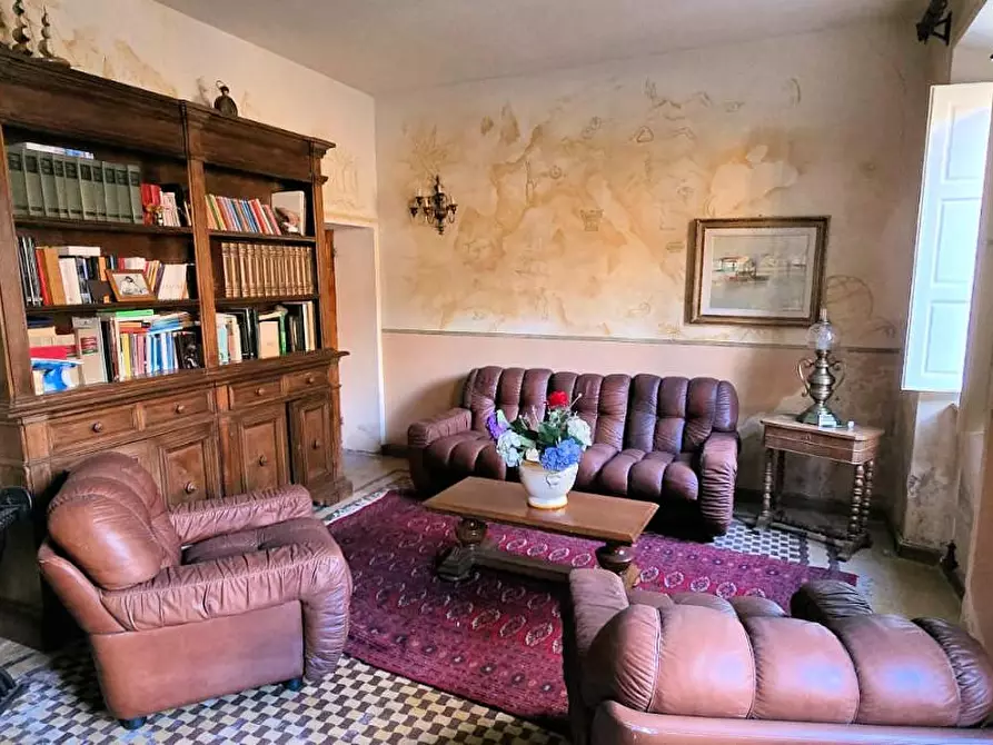 Immagine 15 di Immobile di prestigio in vendita  a Buti