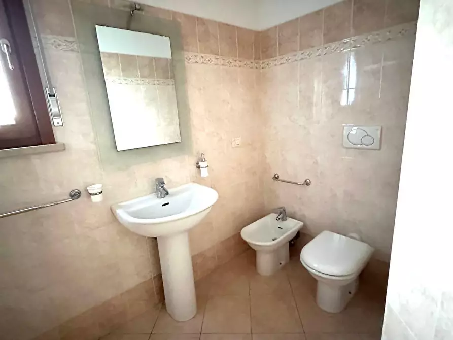 Immagine 5 di Porzione di casa in vendita  a Campiglia Marittima