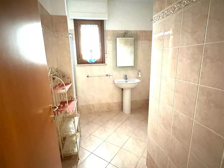 Immagine 4 di Porzione di casa in vendita  a Campiglia Marittima