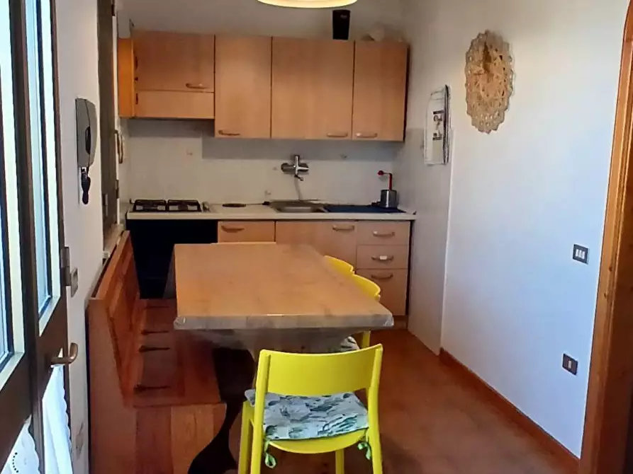 Immagine 6 di Appartamento in vendita  a Pisa