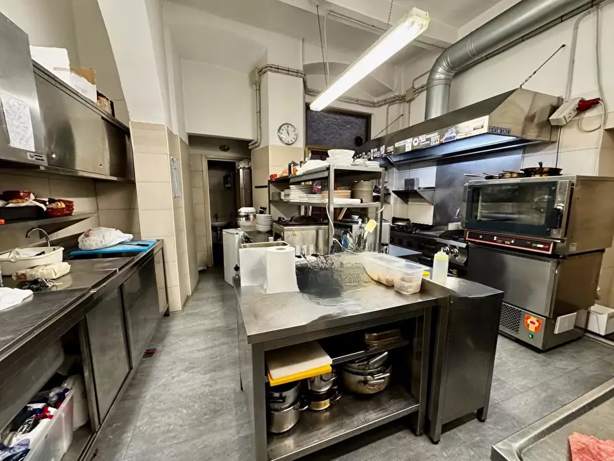 Immagine 8 di Bar / Ristorante in vendita  a Pisa