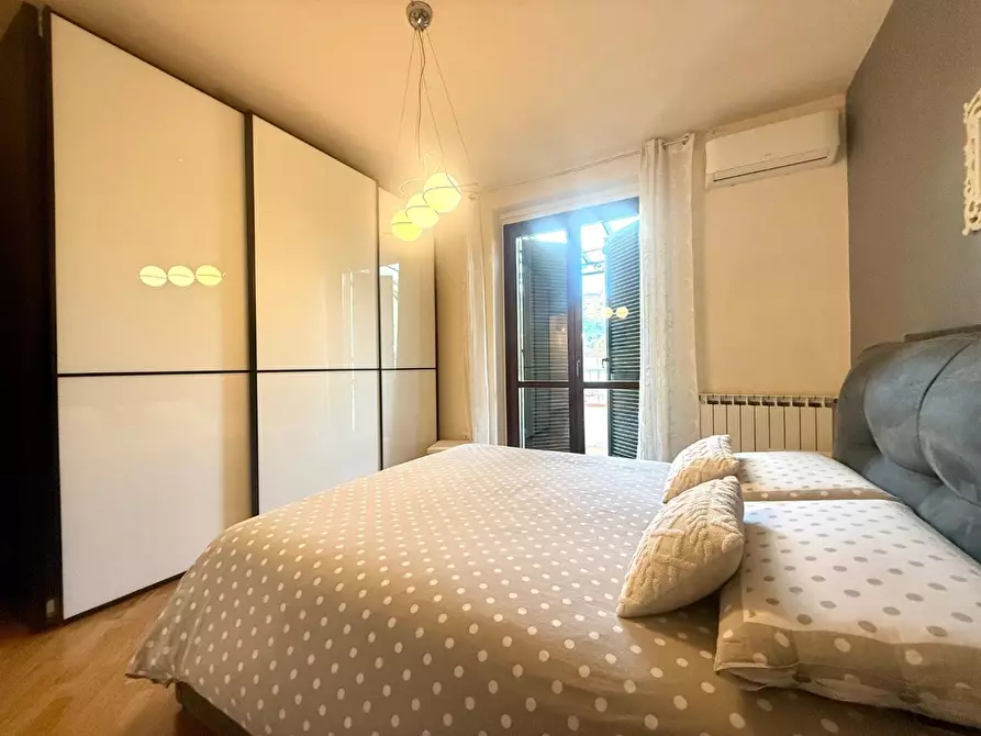 Immagine 26 di Villetta a schiera in vendita  a Massa