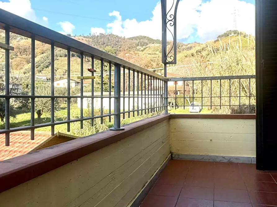 Immagine 25 di Villetta a schiera in vendita  a Massa