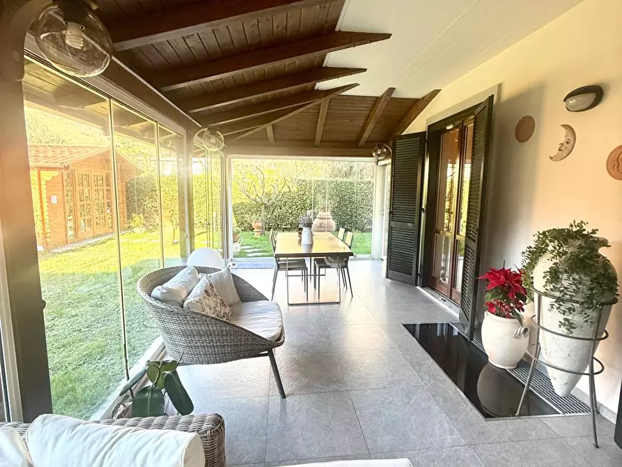 Immagine 5 di Villetta a schiera in vendita  a Massa