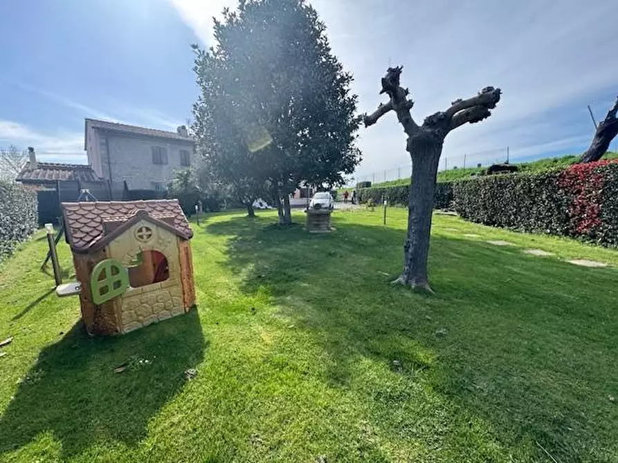 Immagine 9 di Appartamento in vendita  a Cascina