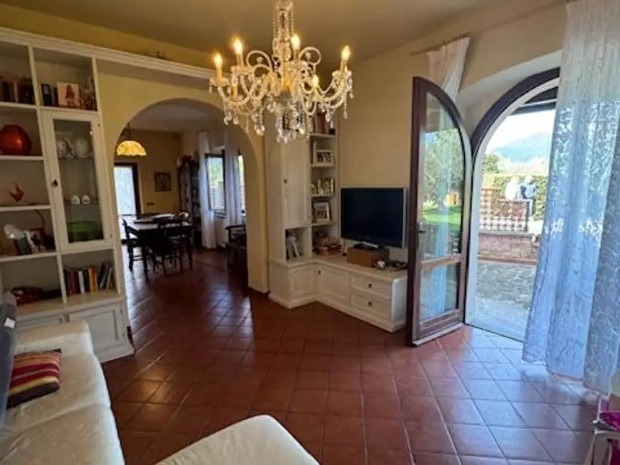 Immagine 10 di Appartamento in vendita  a Cascina