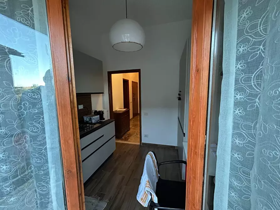 Immagine 9 di Appartamento in vendita  a Siena