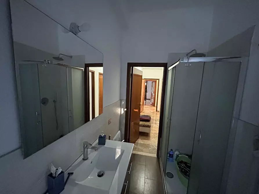 Immagine 19 di Appartamento in vendita  a Siena