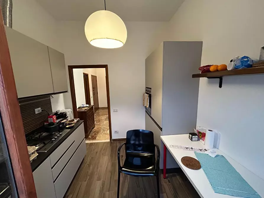 Immagine 7 di Appartamento in vendita  a Siena