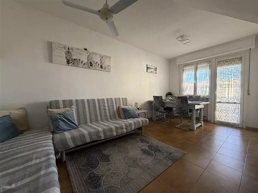 Immagine 3 di Appartamento in vendita  a Massa