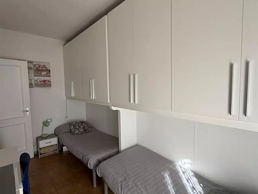 Immagine 13 di Appartamento in vendita  a Massa