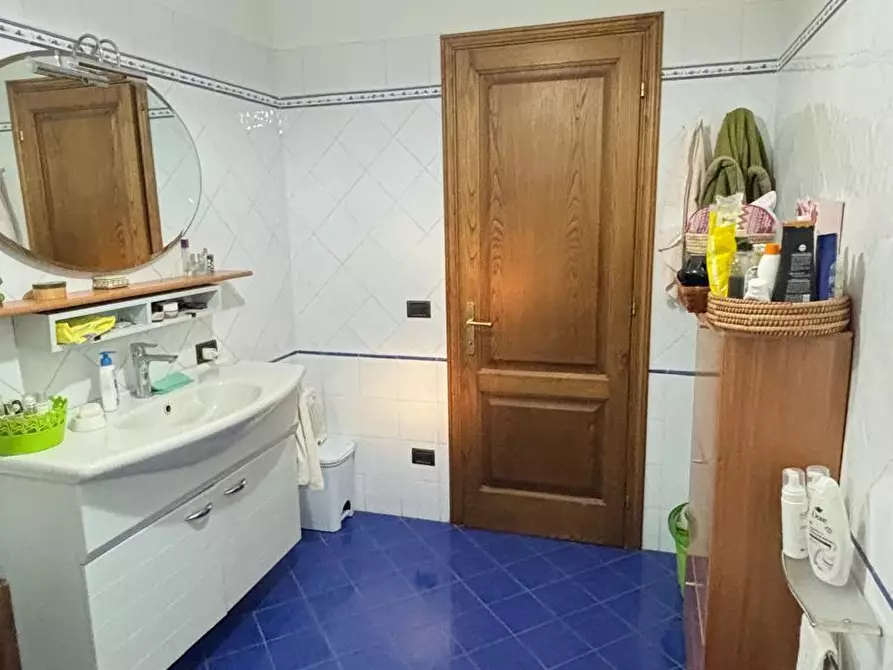 Immagine 19 di Casa indipendente in vendita  a Capannori