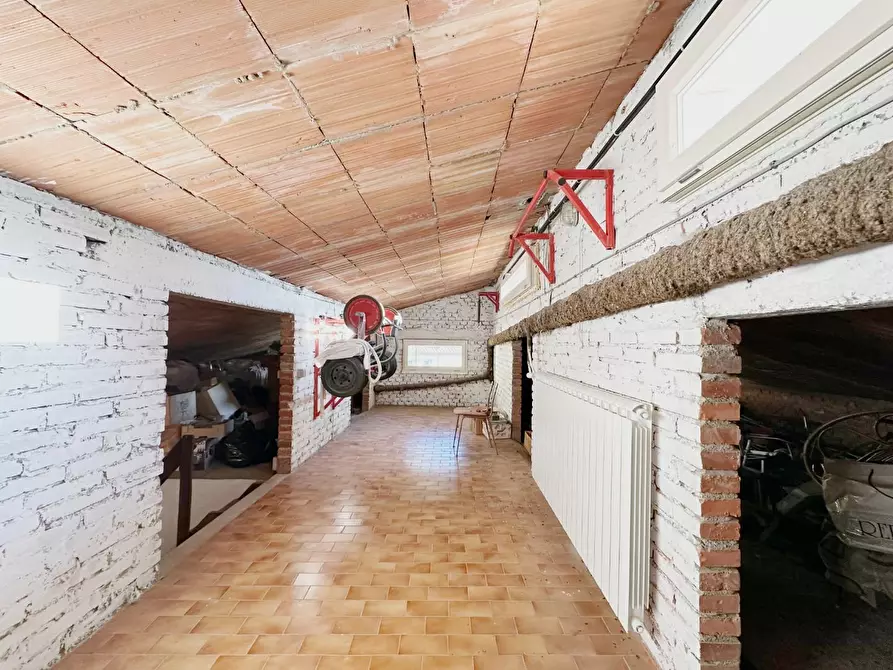 Immagine 20 di Casa indipendente in vendita  a Pescia