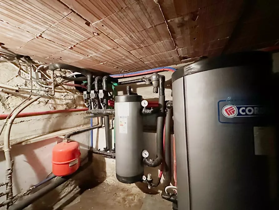 Immagine 22 di Casa indipendente in vendita  a Pescia