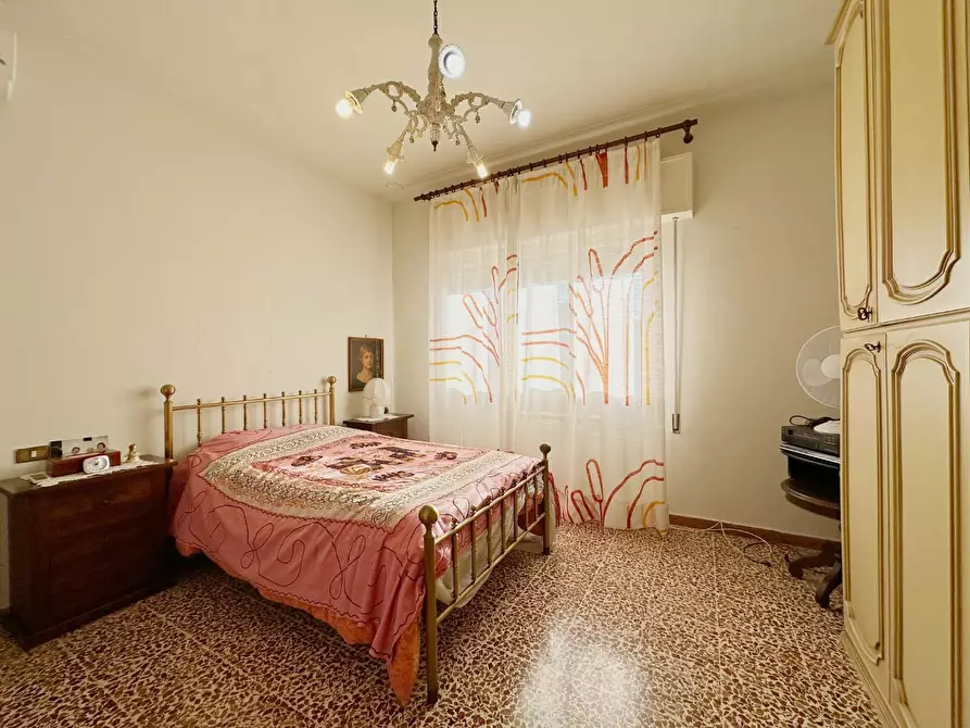 Immagine 15 di Casa indipendente in vendita  a Pescia