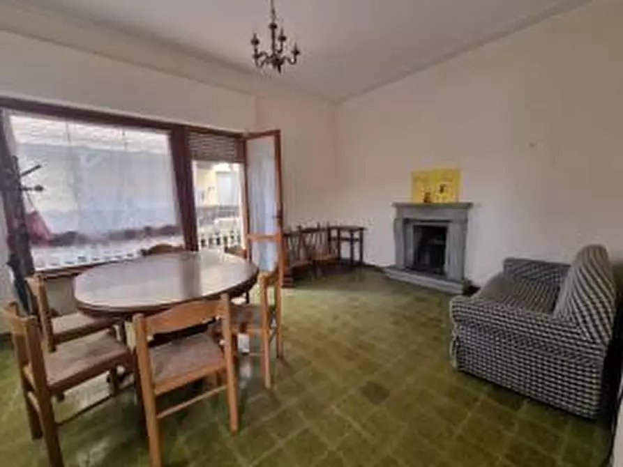 Immagine 8 di Casa bifamiliare in vendita  a Viareggio