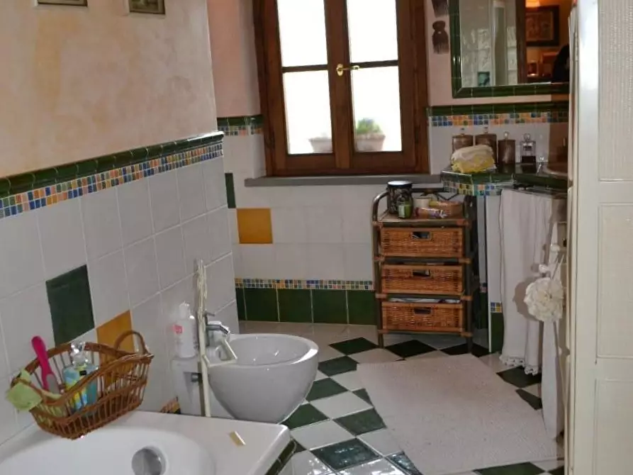 Immagine 28 di Villa in vendita  a Montignoso