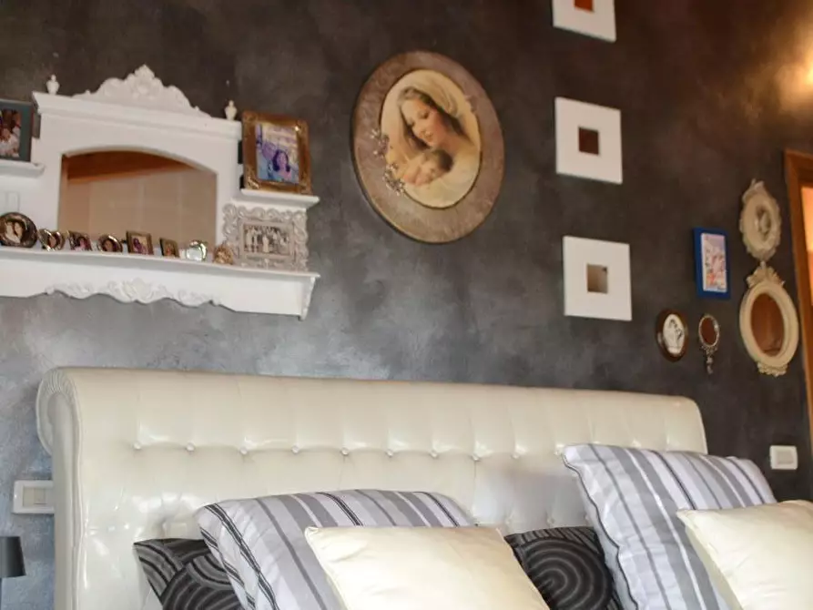 Immagine 24 di Villa in vendita  a Montignoso