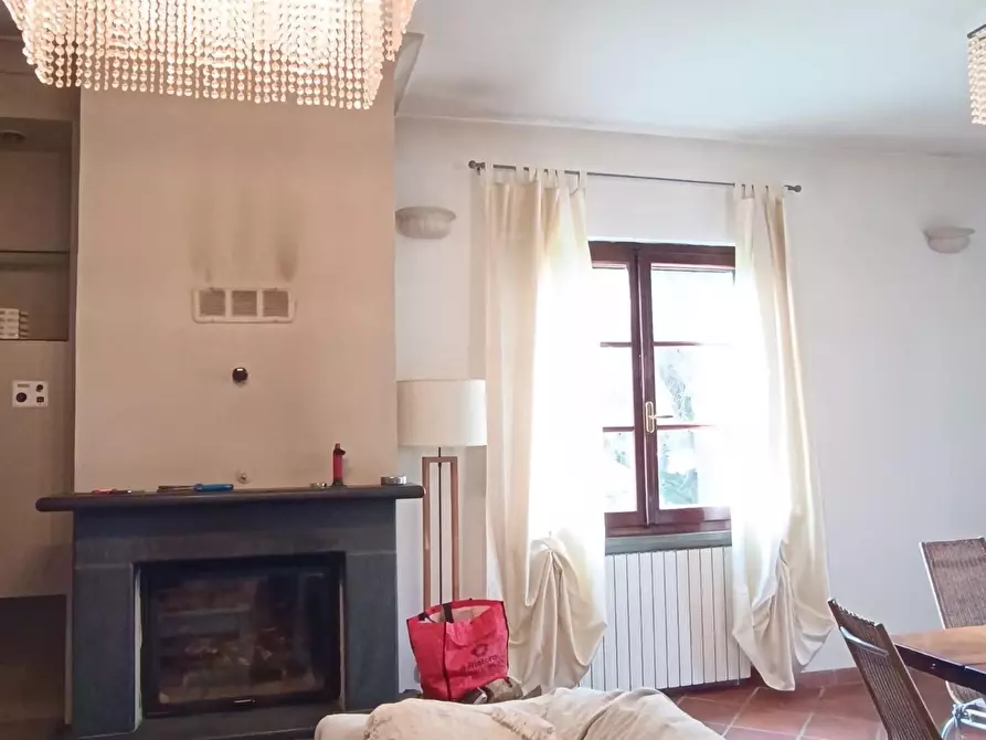 Immagine 39 di Villa in vendita  a Montignoso