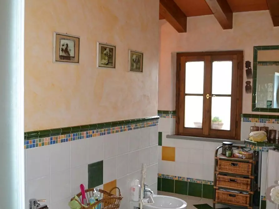 Immagine 27 di Villa in vendita  a Montignoso