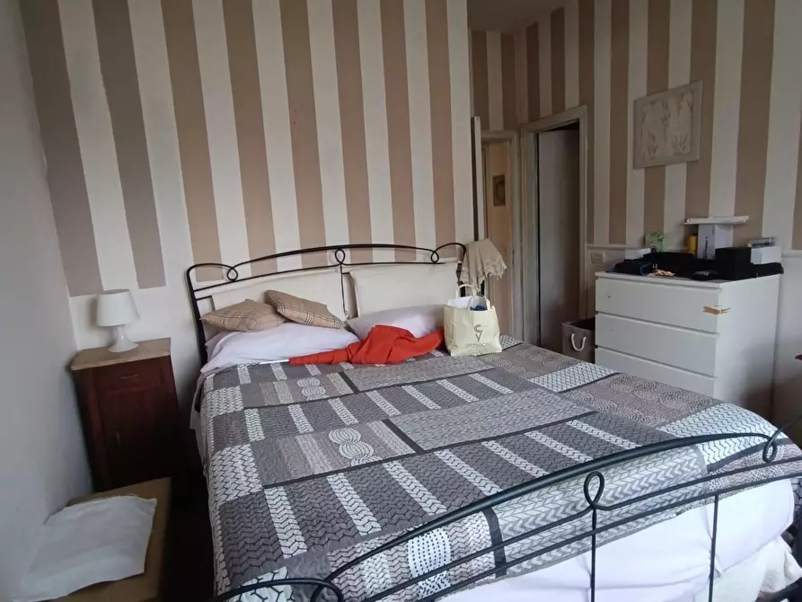 Immagine 37 di Villa in vendita  a Montignoso