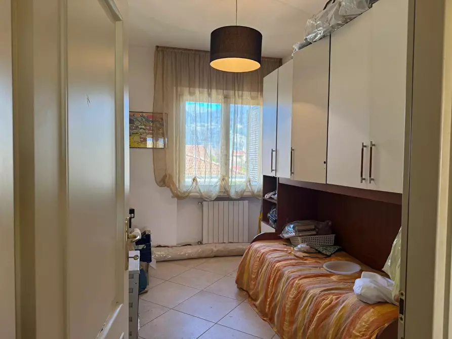 Immagine 9 di Appartamento in vendita  a Montignoso