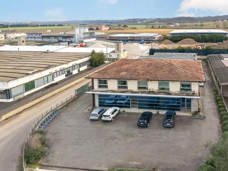 Immagine 4 di Attività artigianale in vendita  a Bientina