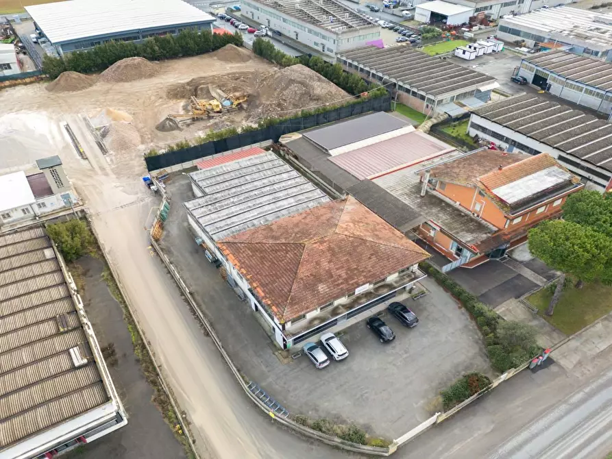 Immagine 5 di Attività artigianale in vendita  a Bientina