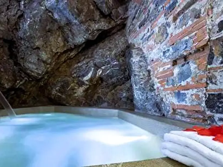 Immagine 4 di Rustico / casale in vendita  a Vecchiano